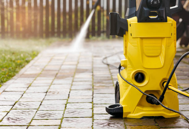 Best Sidewalk and Walkway Pressure Cleaning in Dixon Lane Meadow Creek, CA